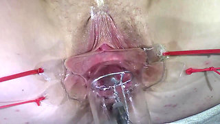 11 Far Spread Pussy Close up Fuck with Lamp 1000 Watt