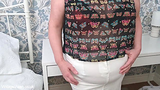 Naughty Housewife in Pantyhose Strips for Your Sordid Sexual Pleasure