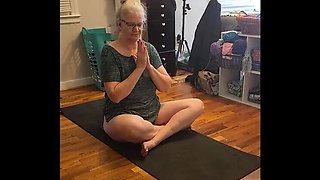 Naked Yoga With Sexy Mature MILF Momma Vee - Big Natural Tits & Saggy Boobs