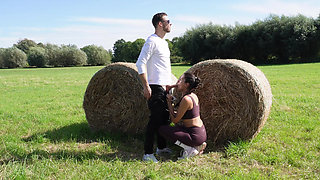 Pakistani jogger fucked behind the hay bales