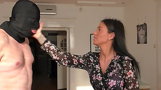 Face Slapping Competition!