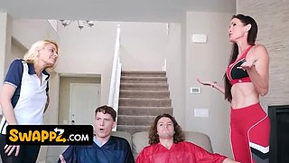 Busty Curvy MILF Sofie Marie & Cindy Crawford Foursome With Jay Romero Wild Hardcore