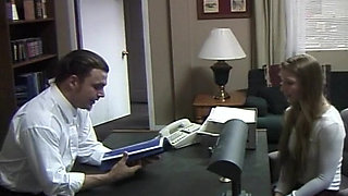 Amateur college girl is doing her best to please teacher