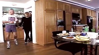 Watch seductive tootsie's trailer