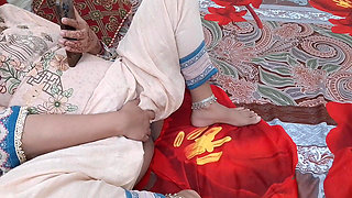 Desi Hot Stepmother Wants Sex Without Lover