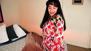 Brunette Solo Webcam Masturbation