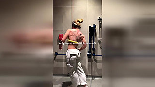 Gym Yoga Slip: 18yo Hairy Pussy Explodes TikTok Live