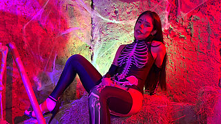 Petite Colombian woman gets aroused upon seeing a skeleton on Halloween night - Carolina Guerrero
