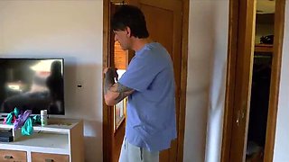 Petite Amateur Brunette Left Speechless By Monster Cock Double Blowjob & Cum Swap