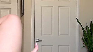 All Natural Lucious Babe with a Perfect Body Gets Fucked by Giant Cock