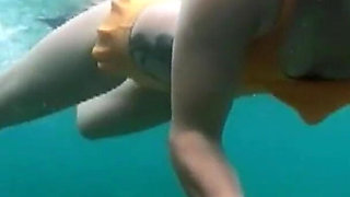 Snorkel Slut: Tight Bikini, Dive Mask & Underwater Fin Tease