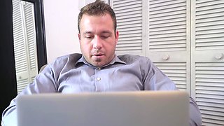 Kali Roses Seduces with Blonde Allure in a Wet Tryst