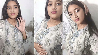Sexy bhabi getting hot fingering in pussy masterbating and pressing boobs
