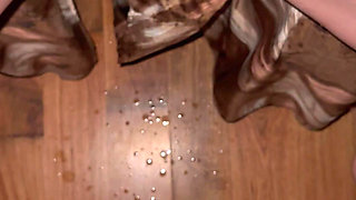 Squirting while my husband is on a business trip