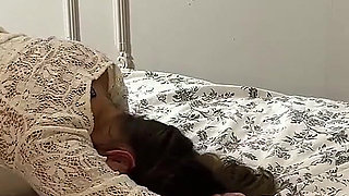 Young wife gets a quick suprise anal sex