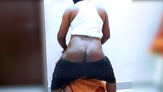 Viral Desi Step Brother and Step Sister Found an Empty House and They Fucked