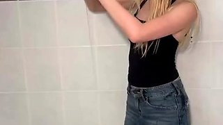 Lil Tay Hot And Spicy Shower Strip Dance Onlyfans Video