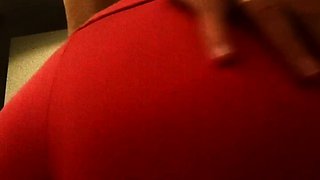 Amateur preggo hoe toys her pussy close up in fetish solo