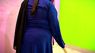 Fucking my Stepmom When she sweeping my room Without pant only wearing a hijab  Abaya  she try to seduce me to sex with her