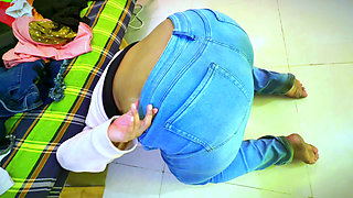 Egyptian Big Ass Curvy Hot Maid Stuck Under Bed When She Clean, Now she Undress her Jeans Pant Then Boss Fuck Her Pussy