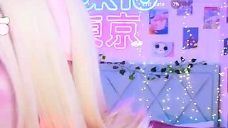 Blonde emo amateur solo masturbation