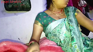 Water came out of the hand of brother-in-law's penis, desi sexy video, sexy video, sex video.