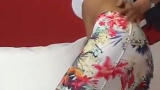 Sofia Cucci plays with a giant dildo by widening her beautiful ass