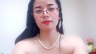 Perfect Petite Body with Nature Hairy Pussy Get Fuck by Dildo