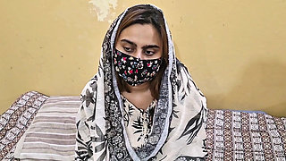 Desi Indian Chachi Batija - Hindi Audio