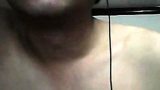 Big-Titted Chinese MILF on Webcam