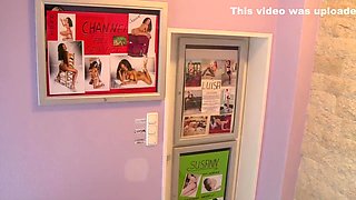 Sex Lucky Lick Hot Brunette Sucking Cock Wild - Big George And Sina Velvet