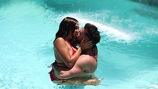 Outdoor pool hot fuck with stunning MILF in bikini Rissa May
