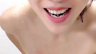 Amateur Webcam Cute Teen Plays Solo with Big Dildo