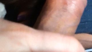 Redhead Babe Sucks Off Driver to Pay for Taxi Ride