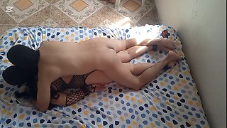 Uber-sexy gf deep-throating pouch inhale