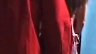 A Nice Blowjob to the Photographer During the Photo Shoot