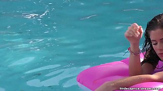 CAPRICE DIVAS – Close to me - Little Caprice Dreams