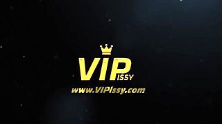 Hd sex with natural wooer from VIPissy