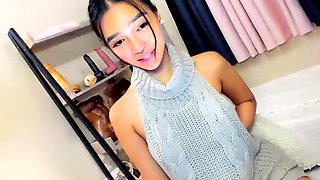 Close up teen masturbation