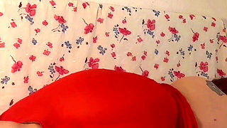 Dirty Slut married women seen with BBC in her mouth in the afternoon.