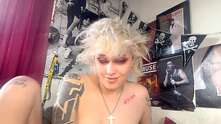 Stepsister Fucks Her Lipstick off Blowjob Spit Fetish Long Tongue