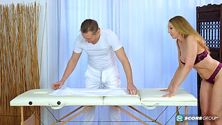 56-Year-Old Susanna Glam Takes Steamy Massage and Gets Pounded