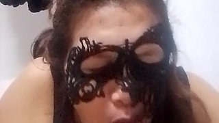 Assy looks like a cat .she makes me feel good upon blojob me