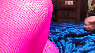 Pretty in Pink Fucking Machine Making Her 07ssy Stink
