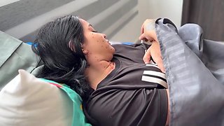 Mi Hermanastra Esta Muy Enferma Y La Follo Rico Para Que Se Mejore - Que Rico And Comatozze