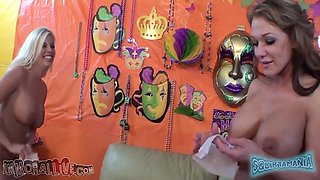 Nikki Sexx, Britney Amber And Porno Dan - Came To Spread Their Legs Open And Make Their Pussies Squirt