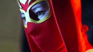Wonder Lady & Glamour Mask - Wonder Lady VS Glamour