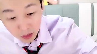 babe asian flowerr fingering herself on live webcam