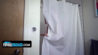 Maria makes it up to stepfather by providing him her pussy