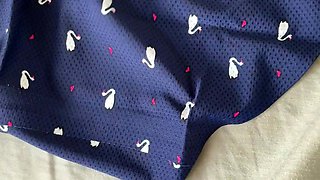 Amateur Foot Fetish Girlfriend Sucks and gives a Footjob